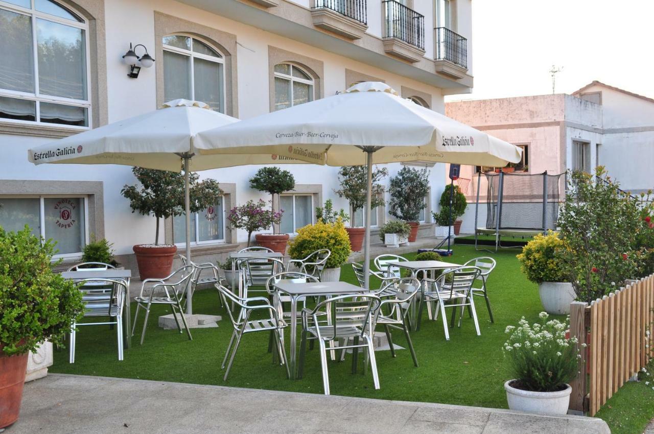 Hotel Casa Portuguesa Meaño Exteriör bild